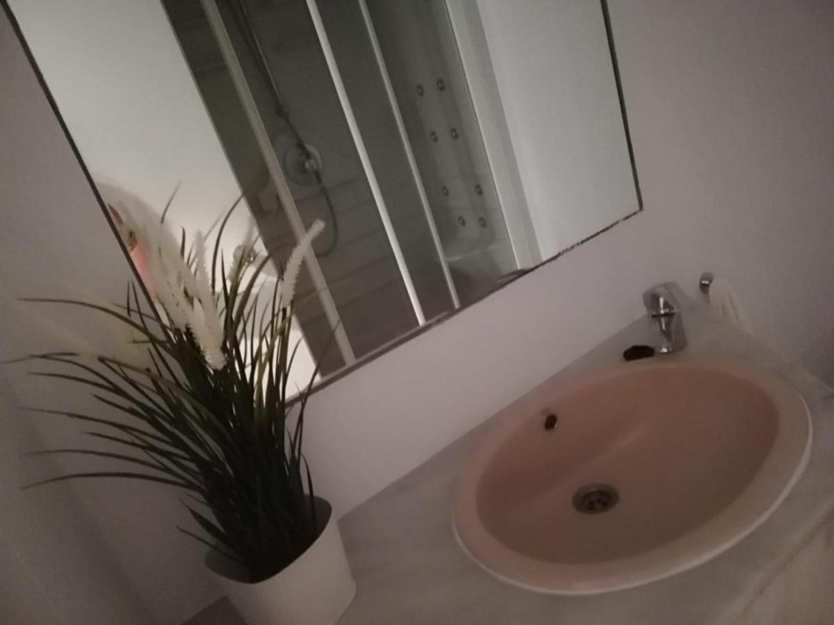 Marbella House Apartamento Duplex ภายนอก รูปภาพ