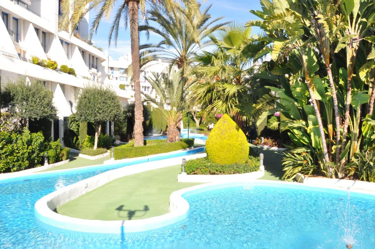 Marbella House Apartamento Duplex ภายนอก รูปภาพ
